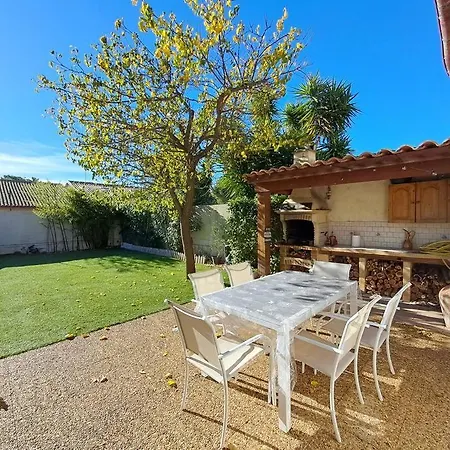 Holiday home Le Ces-spacieuse Maison - Wifi Jardin - Parking Gratuit - 15min Des Plages Beziers
