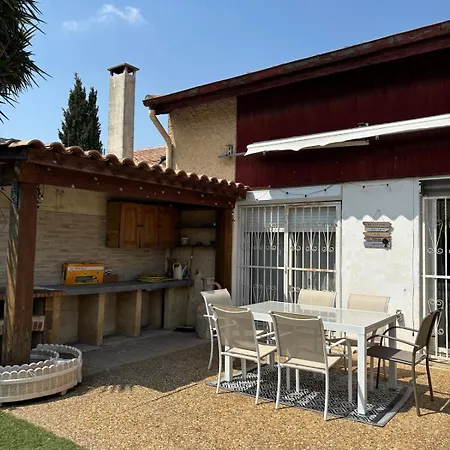 Le Ces-spacieuse Maison - Wifi Jardin - Parking Gratuit - 15min Des Plages Vakantiehuis Béziers